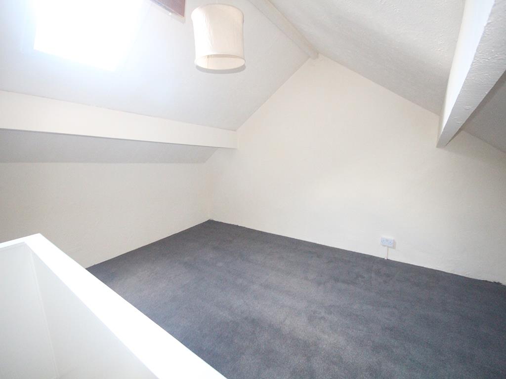 2 bedroom end terrace house To Let in Barnoldswick - IMG_4193.jpg